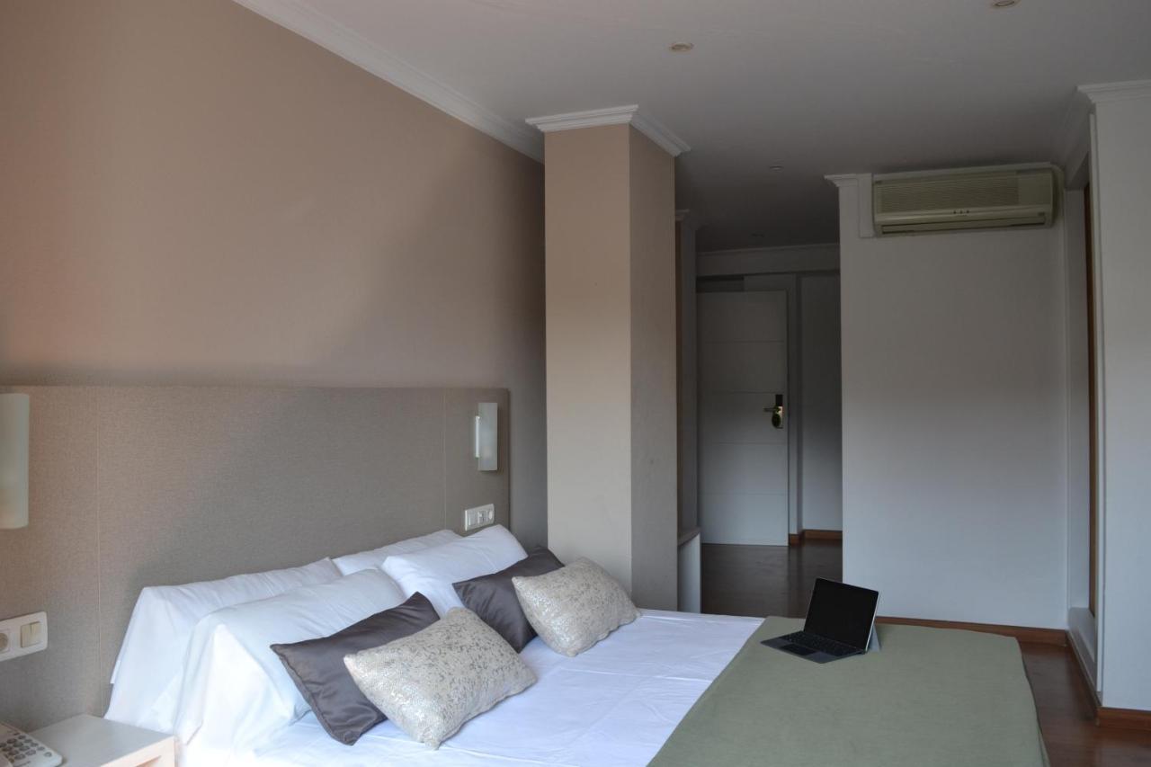 Duerming Villa De Sarria Hotel Kültér fotó